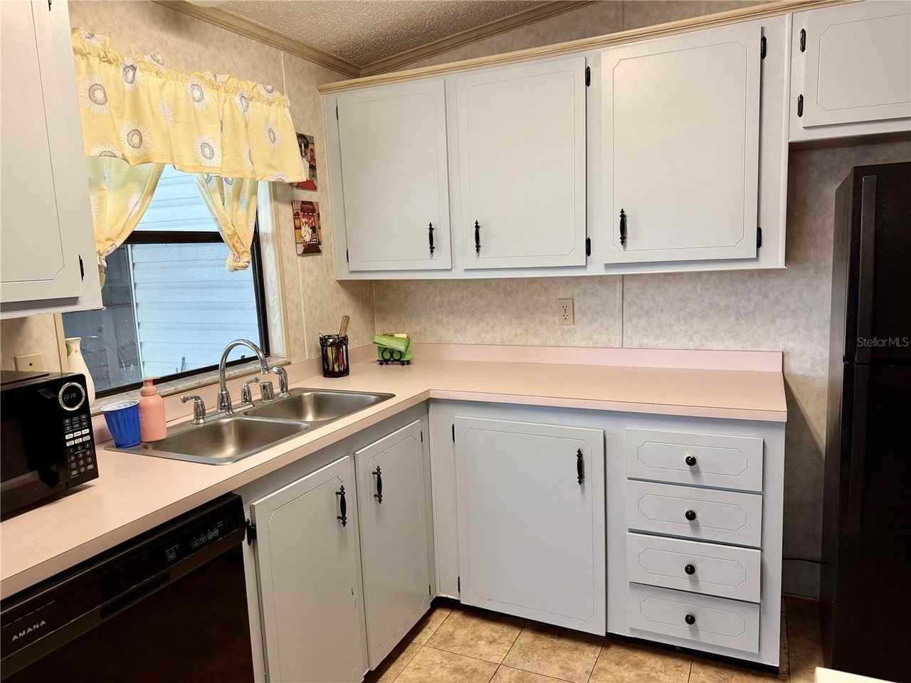 4637 Belle Grv - Photo 5 of 50