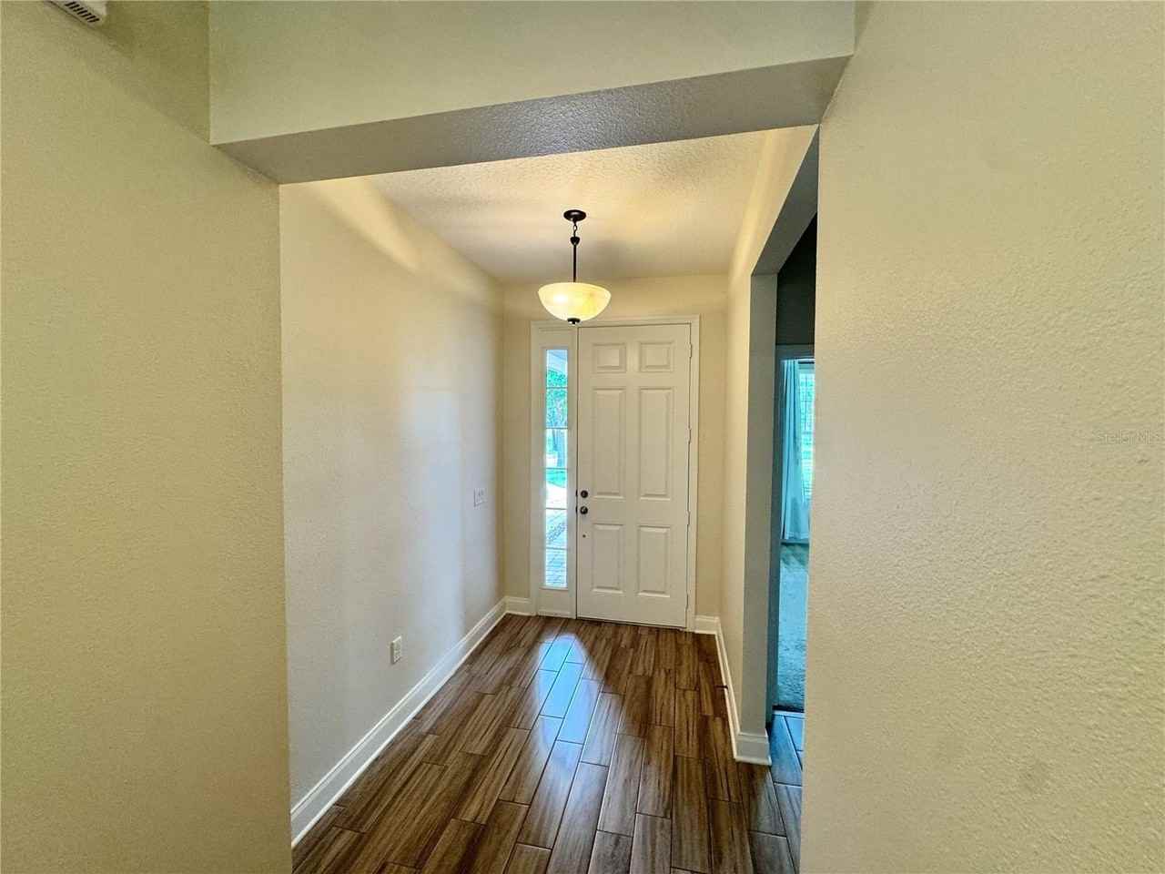 31936 Geoff Way - Photo 4 of 22