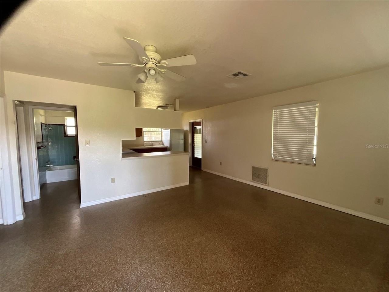 12455 Se 138th Ave - Photo 2 of 4