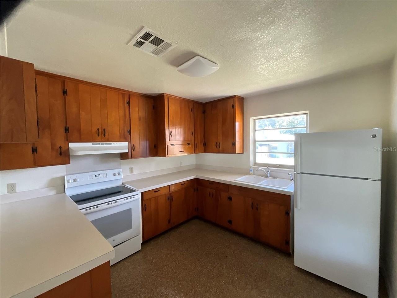 12455 Se 138th Ave - Photo 3 of 4