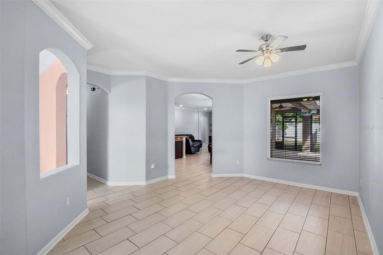 410 Sauvignon Way - Photo 5 of 37