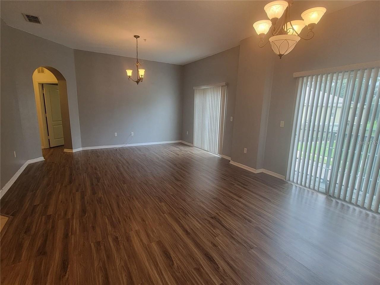 1432 Broken Oak Dr #31A - Photo 3 of 10