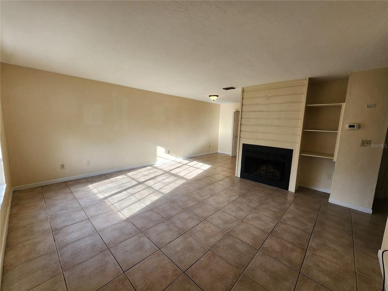 2529 Nw 62nd Pl - Photo 2 of 28