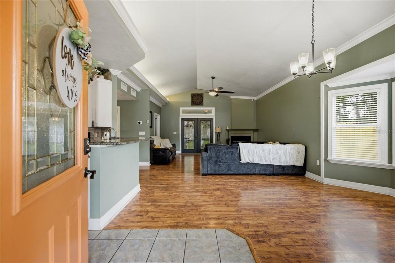 11516 Nw 16th Pl - Photo 7 of 44