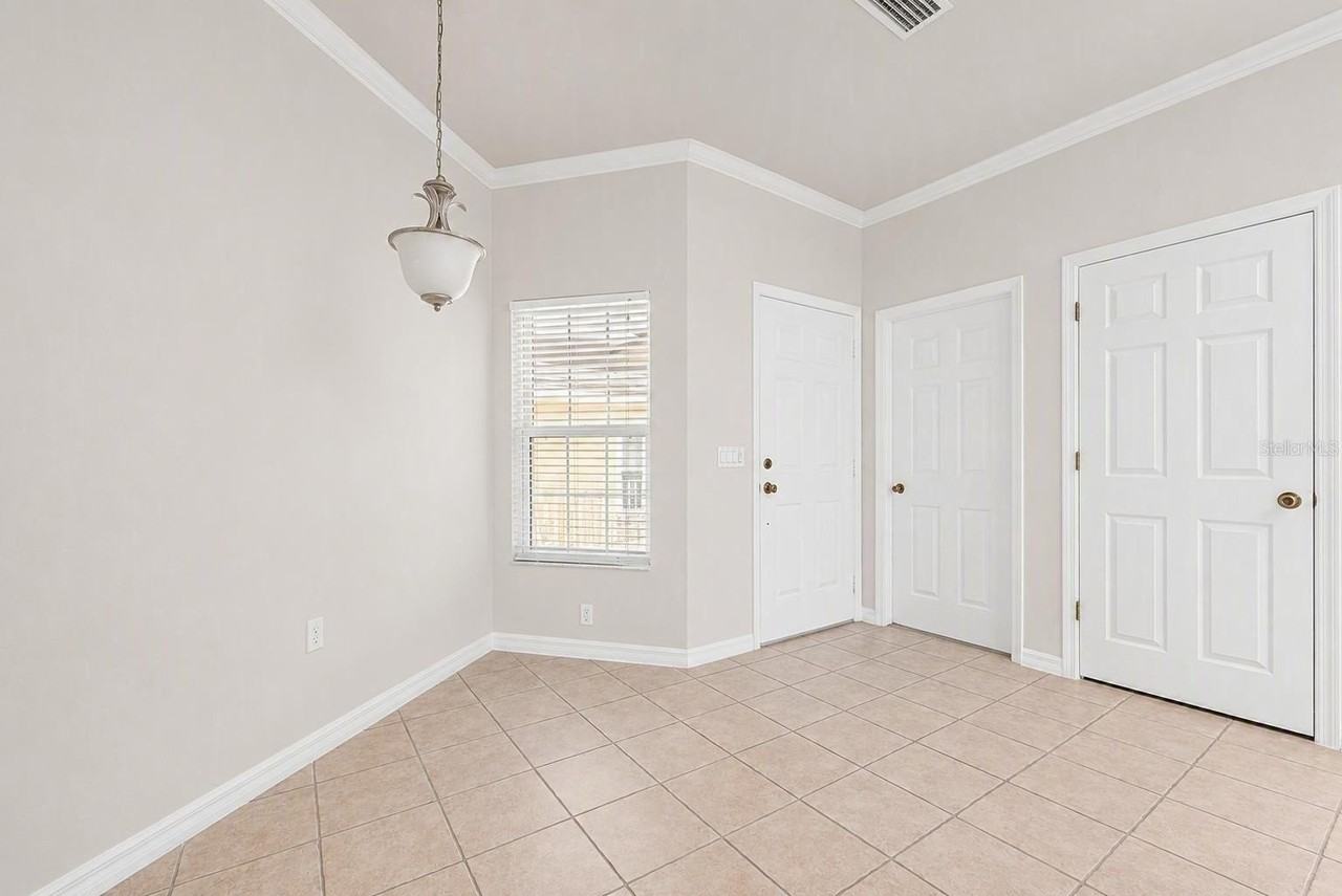 1125 Nw 120th Way - Photo 7 of 22