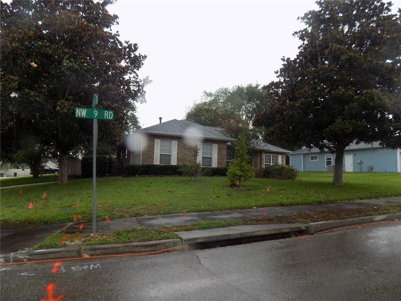 11903 Nw 9th Rd - Photo 2 of 50