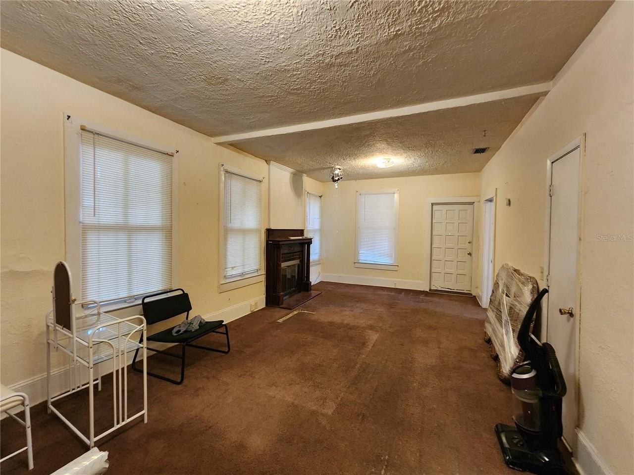 812 Se 4th Ave - Photo 7 of 18