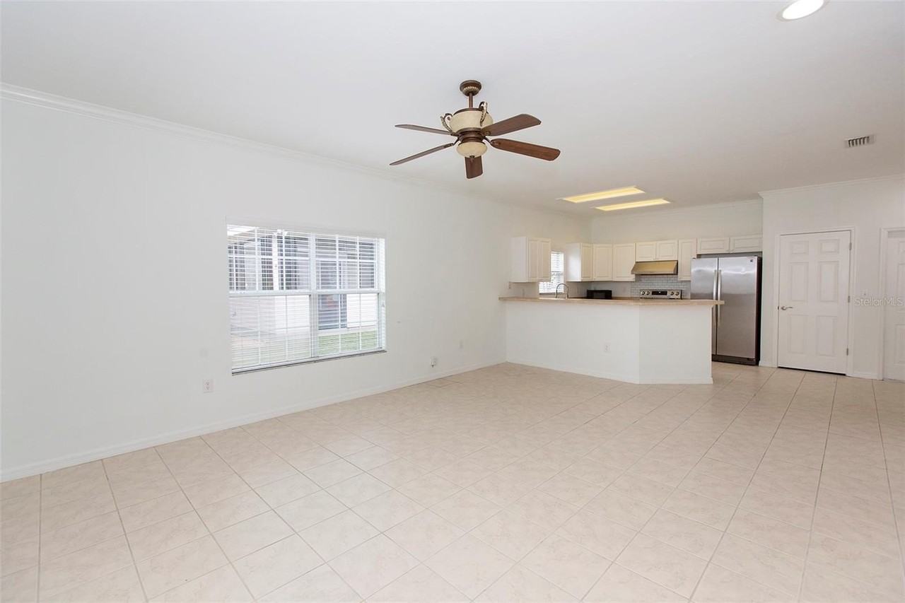 7952 Nw 51st Way - Photo 6 of 36