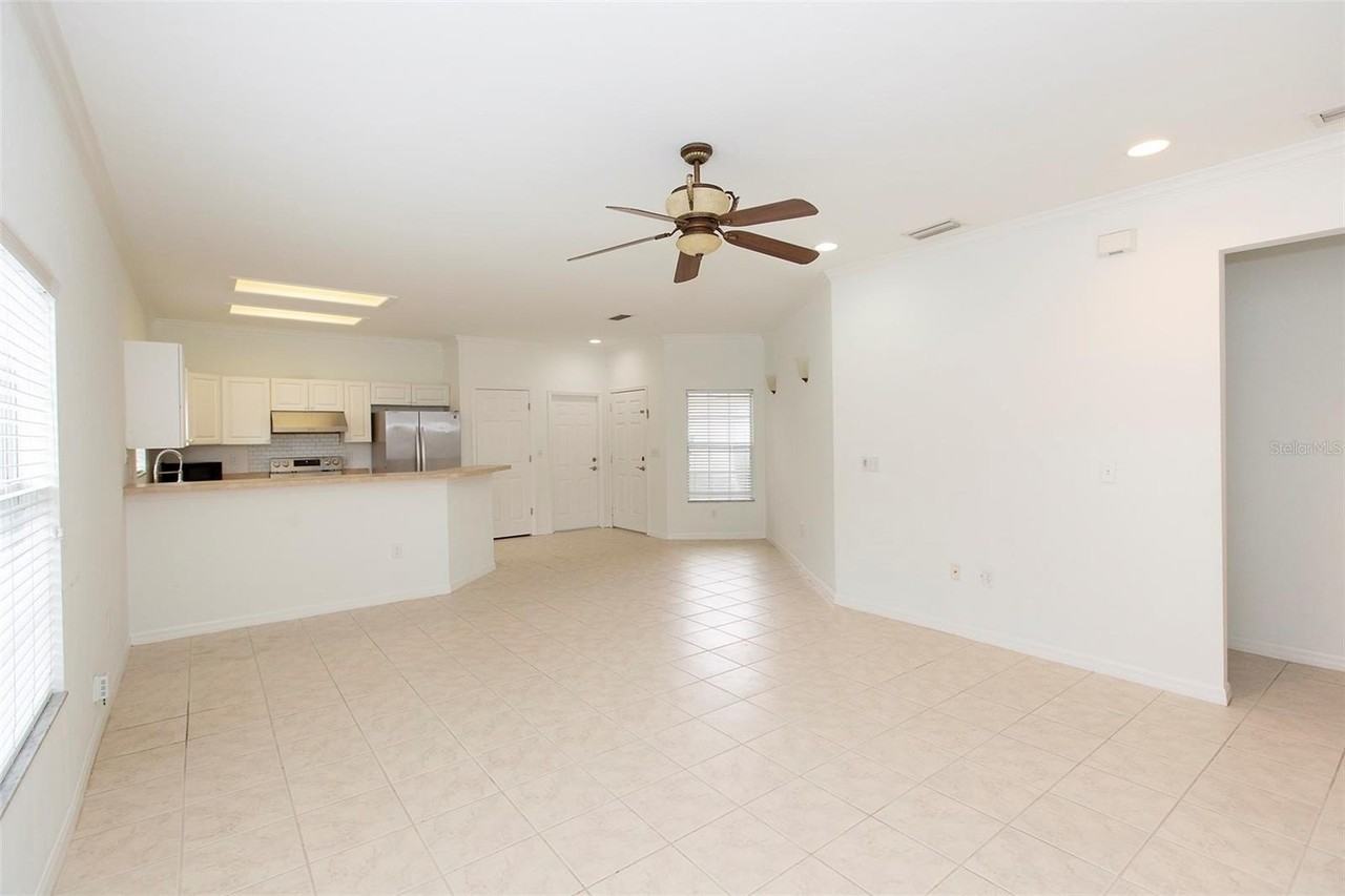 7952 Nw 51st Way - Photo 7 of 36