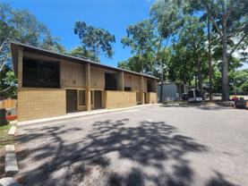 702 Sw 70th Ter #B - Photo 1 of 1