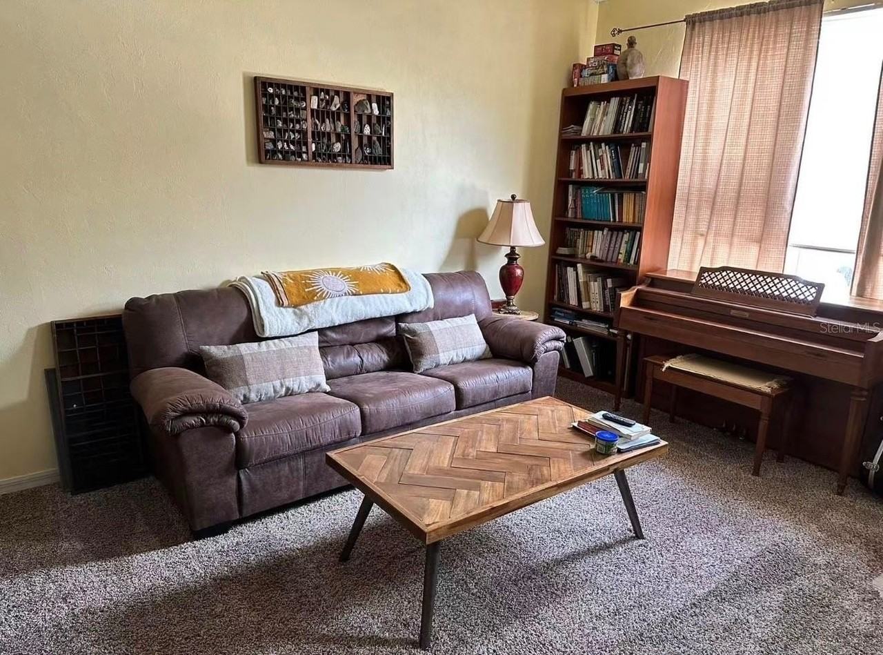 3940 Sw 20th Ave #1107 - Photo 2 of 4