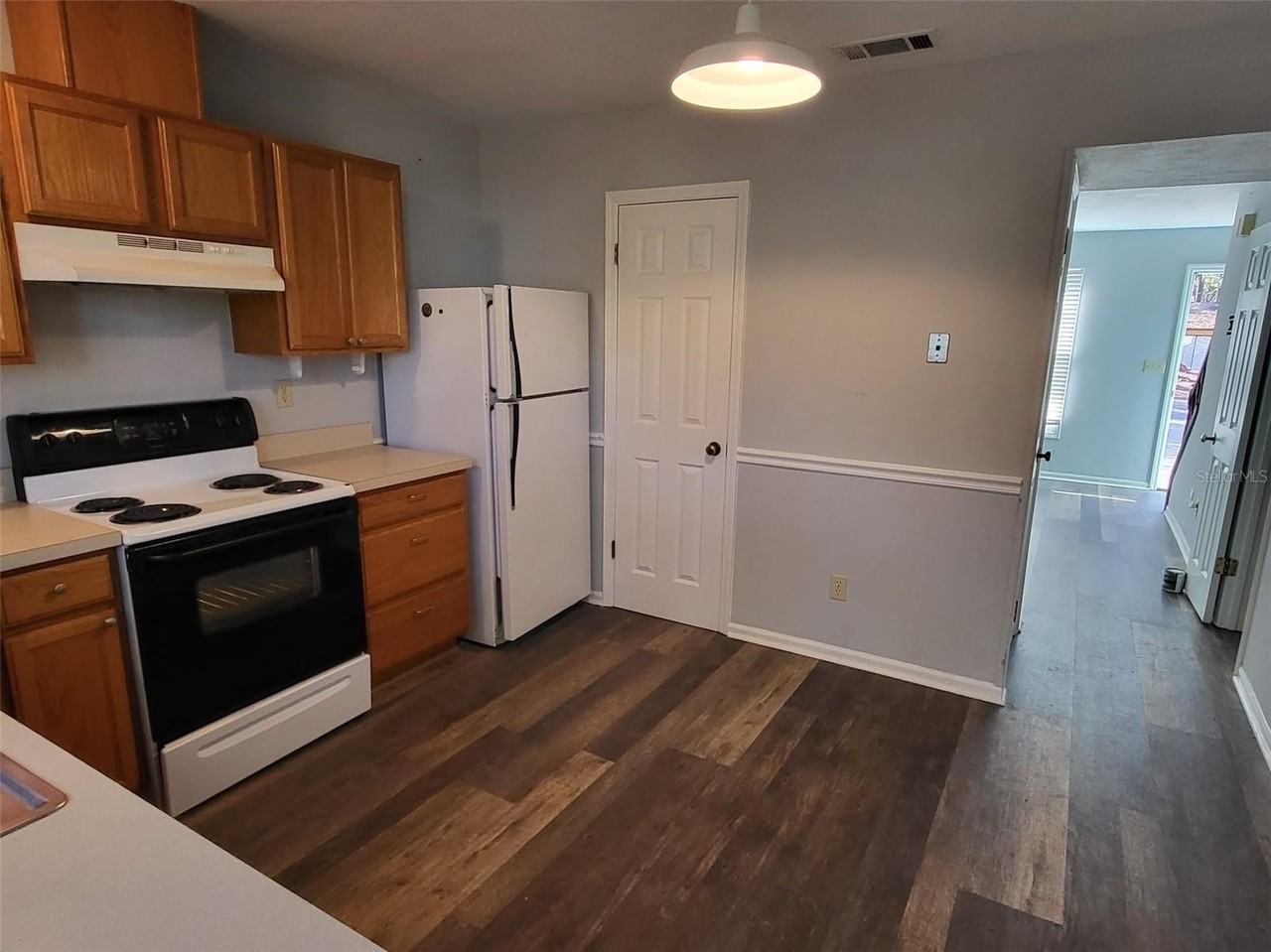 3727 Sw 28th Ter #2 - Photo 4 of 19