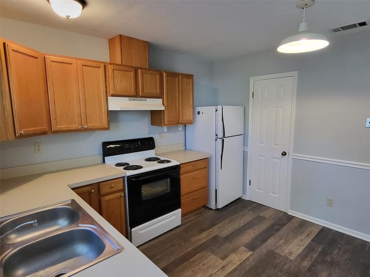 3727 Sw 28th Ter #2 - Photo 6 of 19
