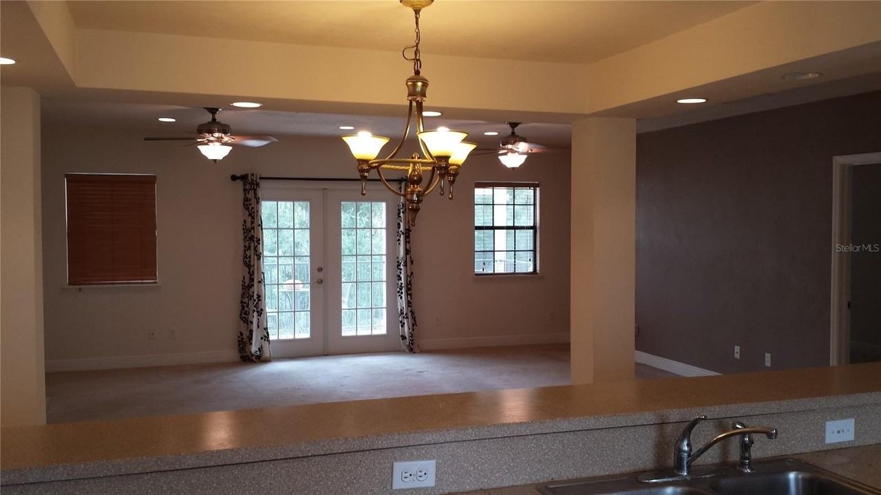 2602 Sw 87th Dr #201 - Photo 7 of 31