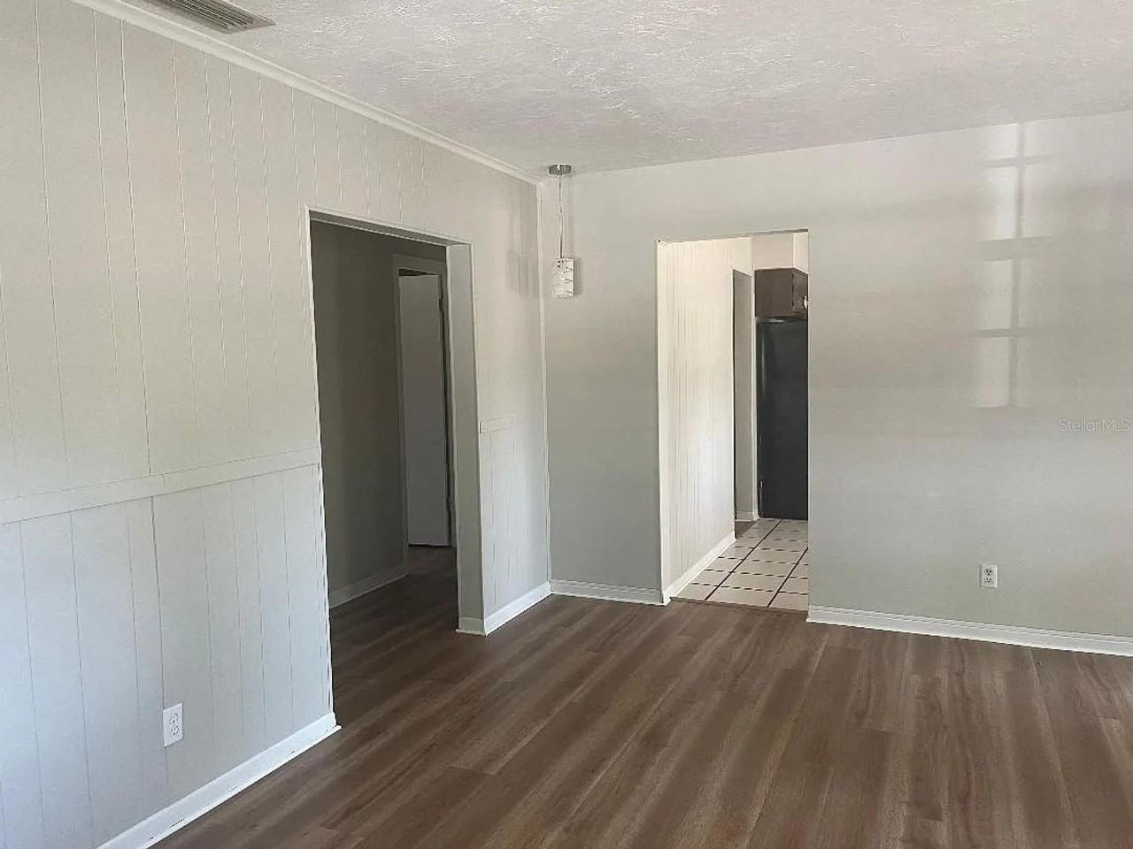 1701 Ne 28th Ave - Photo 4 of 24