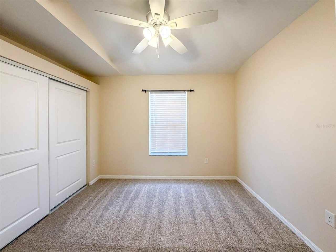 4003 Sw 27th St #15 - Photo 3 of 24