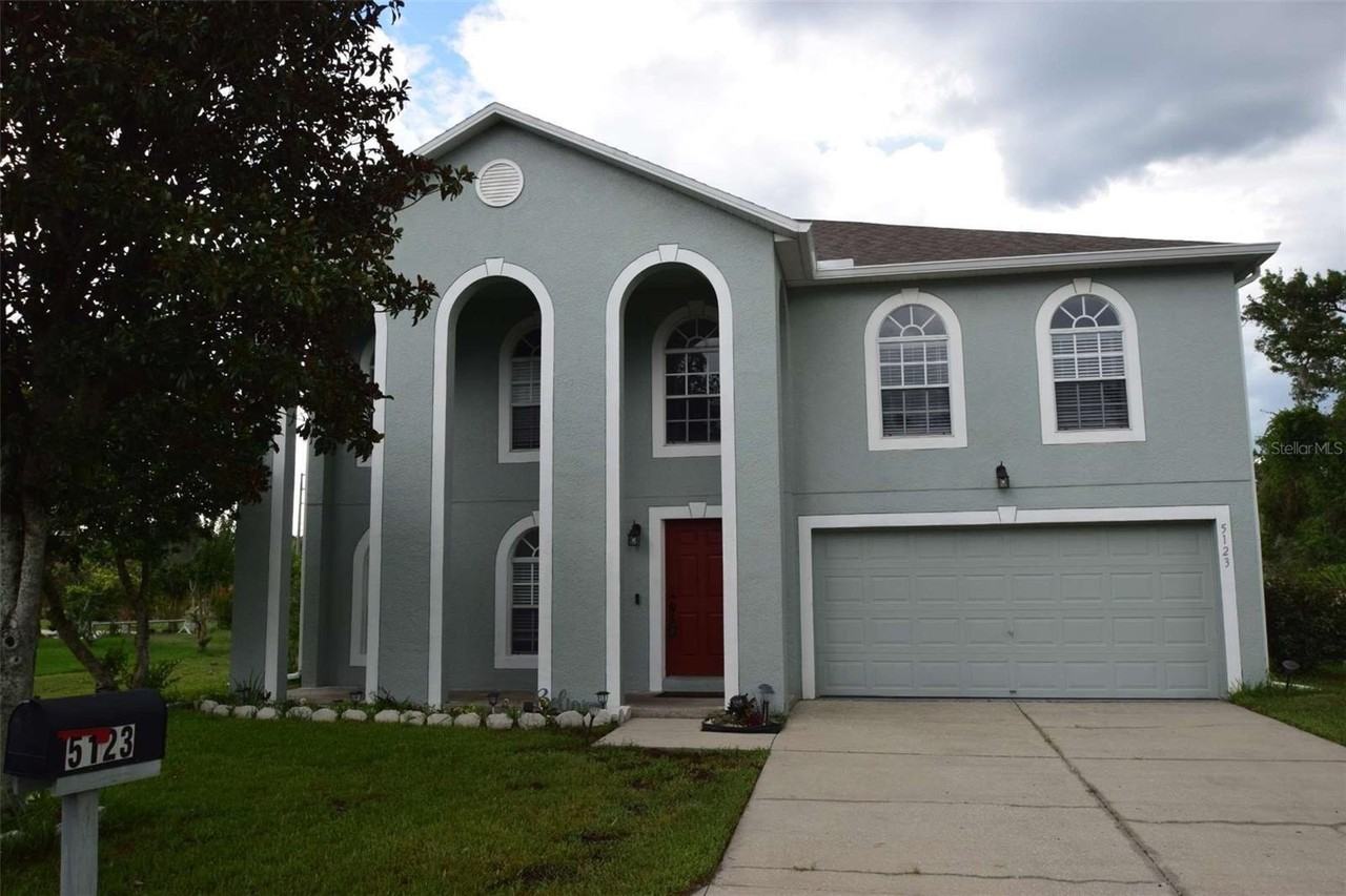 5123 Spanish Oaks Dr - Photo 2 of 31