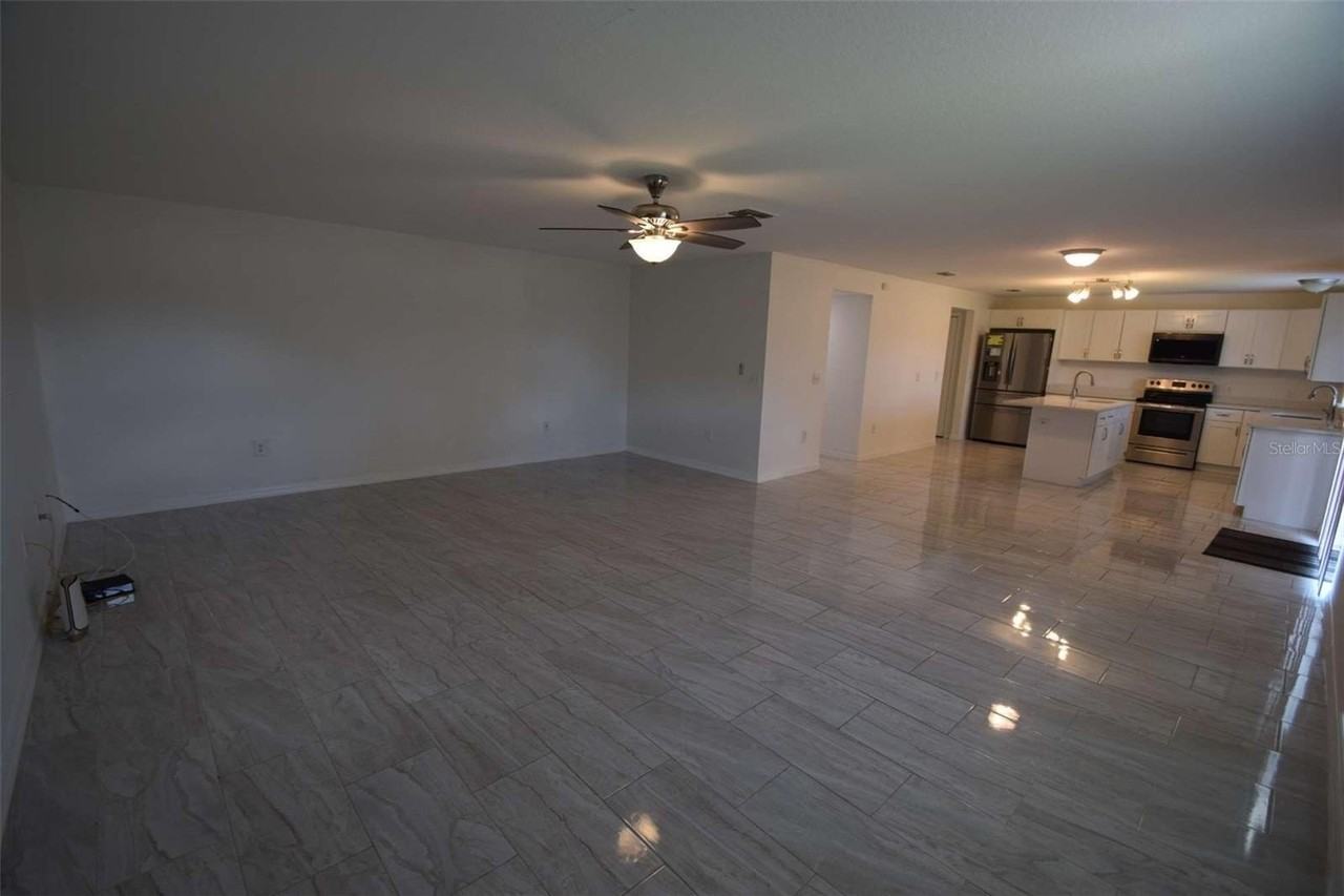 5123 Spanish Oaks Dr - Photo 5 of 31