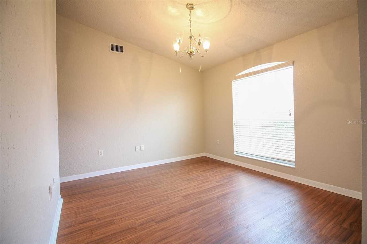 3002 Chasewood Dr - Photo 5 of 20
