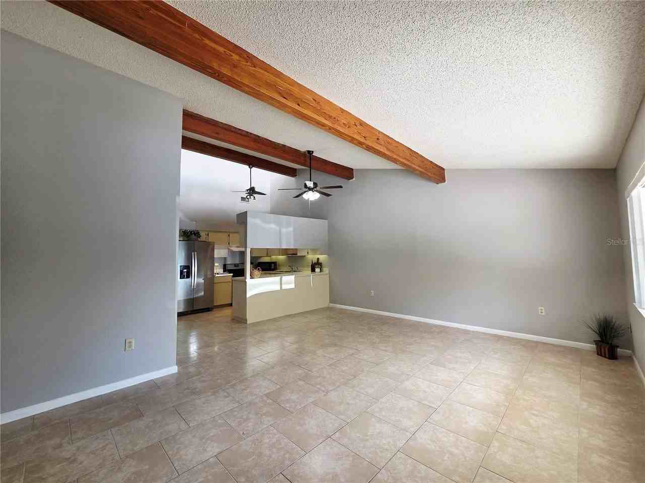 104 Mayfair Pl Sw - Photo 4 of 20