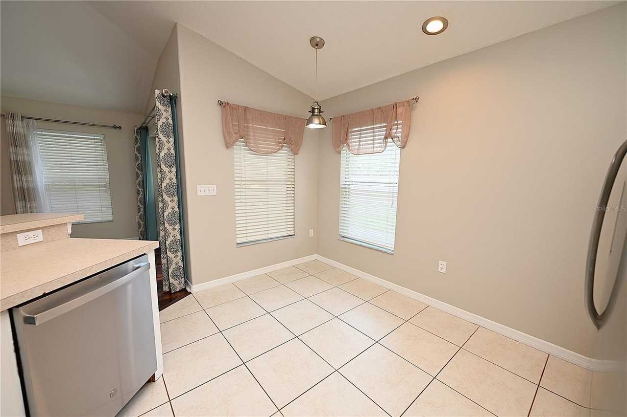7147 Cedarcrest Blvd - Photo 7 of 50