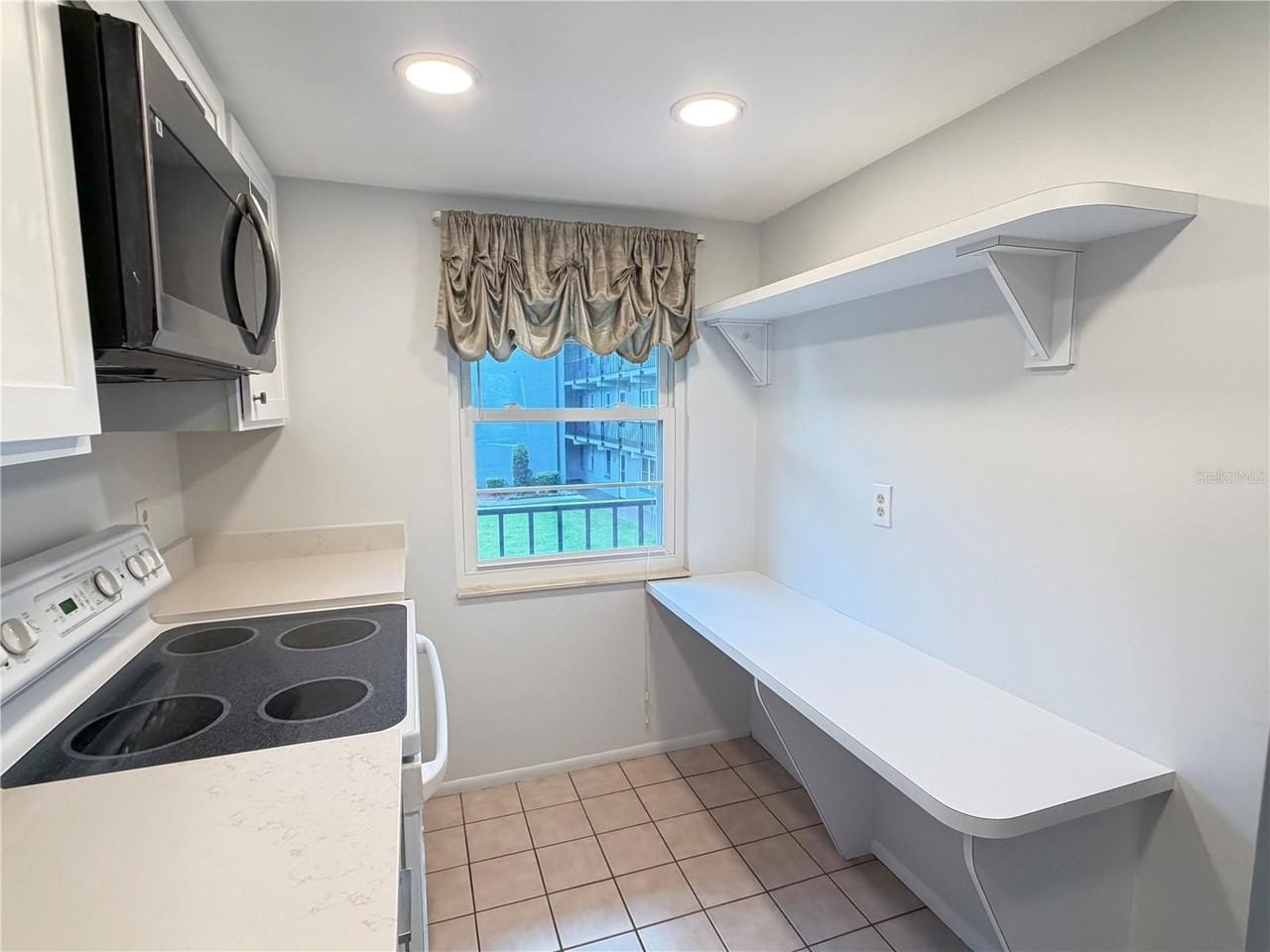 333 Lake Howard Dr Nw #211B - Photo 3 of 29