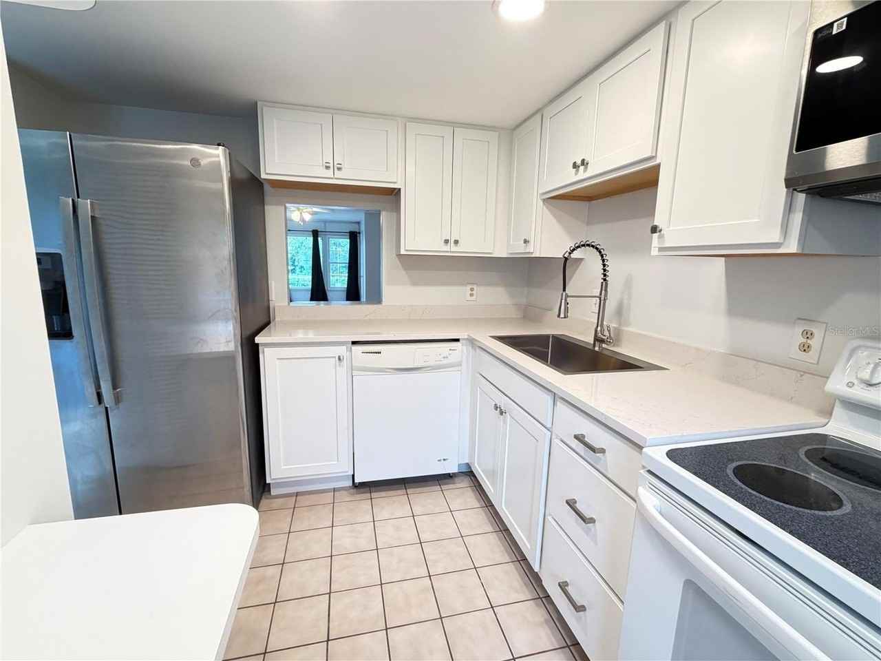 333 Lake Howard Dr Nw #211B - Photo 4 of 29