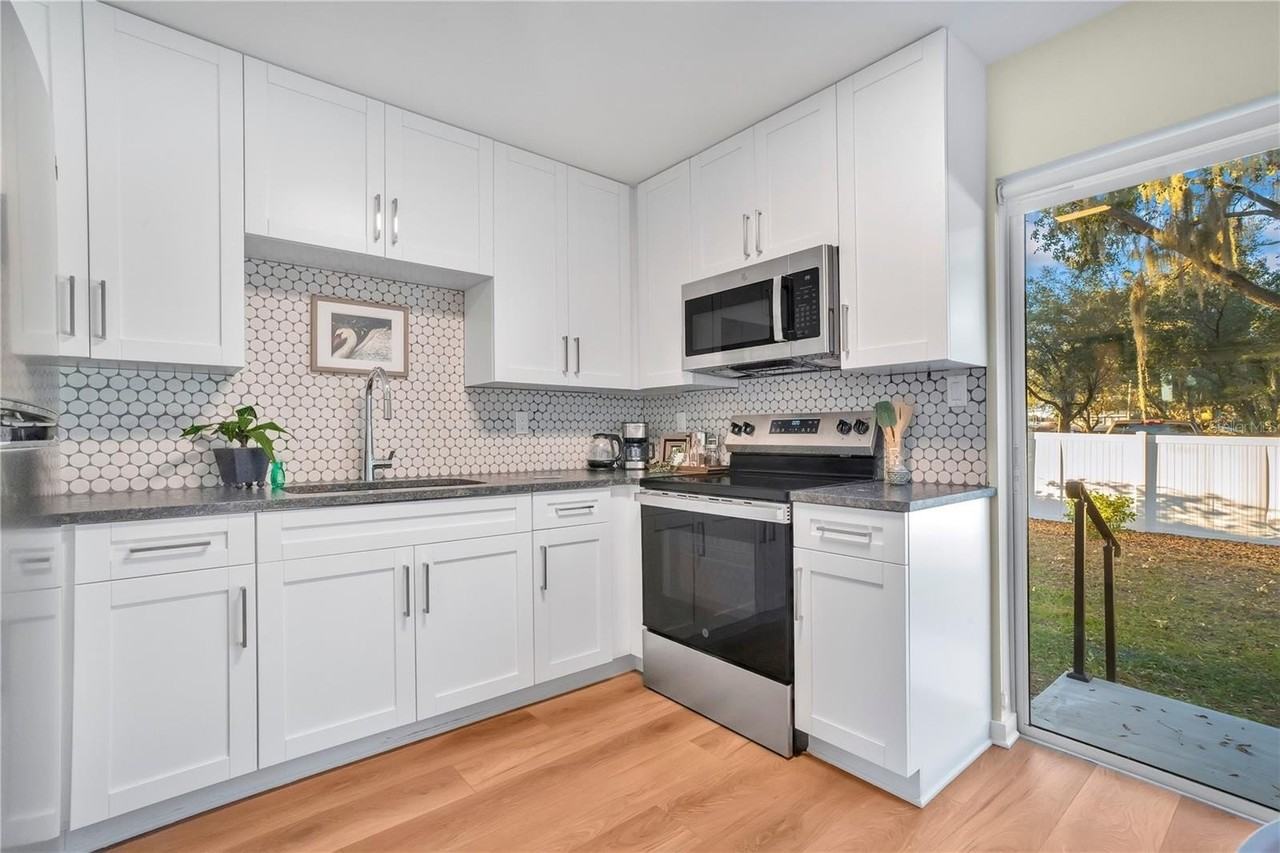 122 E Belmar St #D - Photo 6 of 18