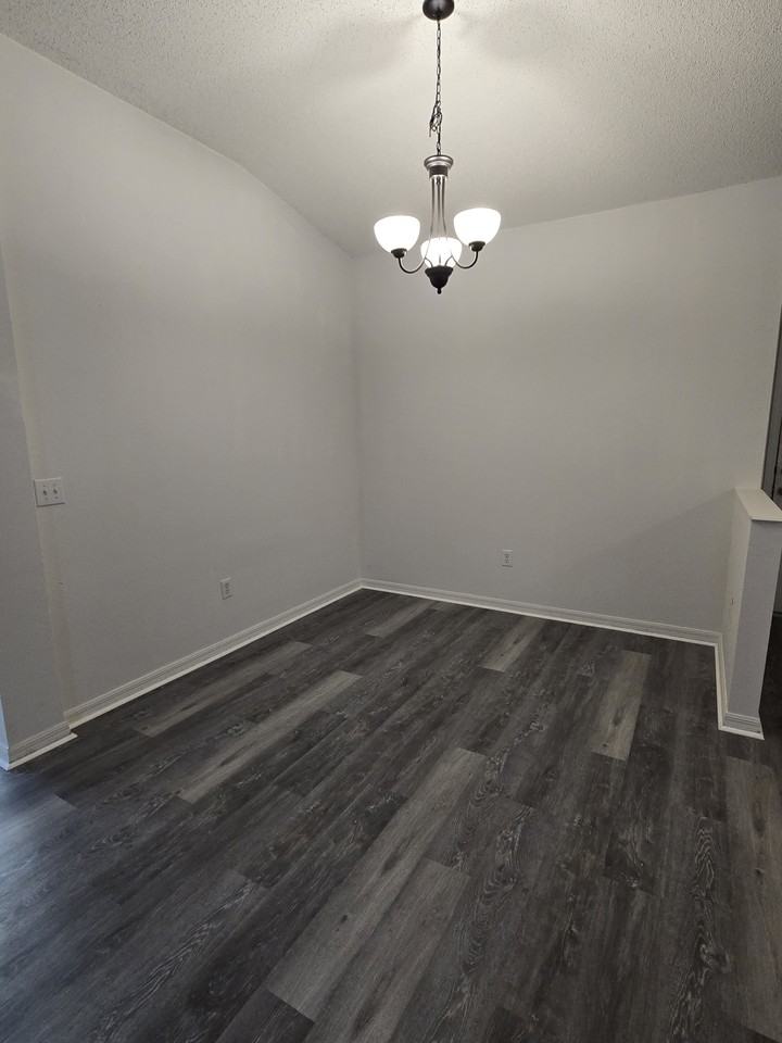 11010 Whitecap Dr #1 - Photo 6 of 8