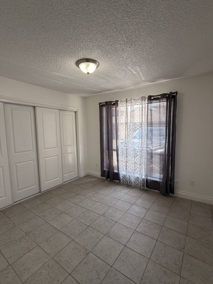 3555 S County Center Dr #1 - Photo 2 of 8
