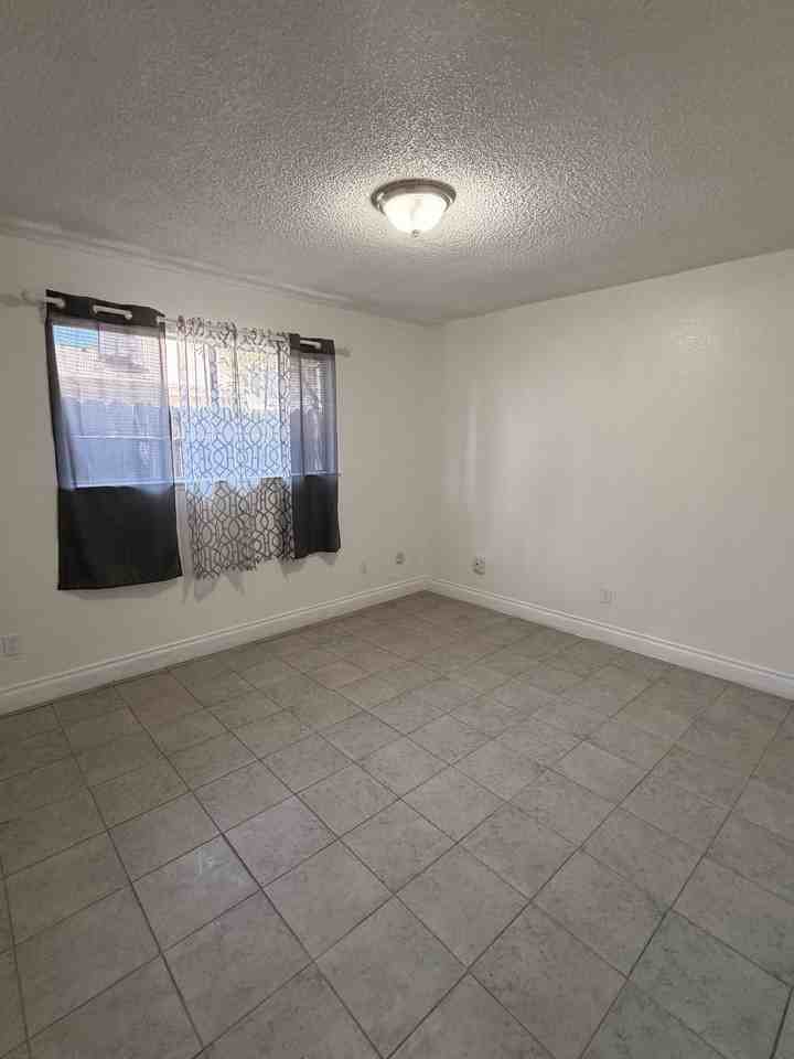 3555 S County Center Dr #1 - Photo 7 of 8
