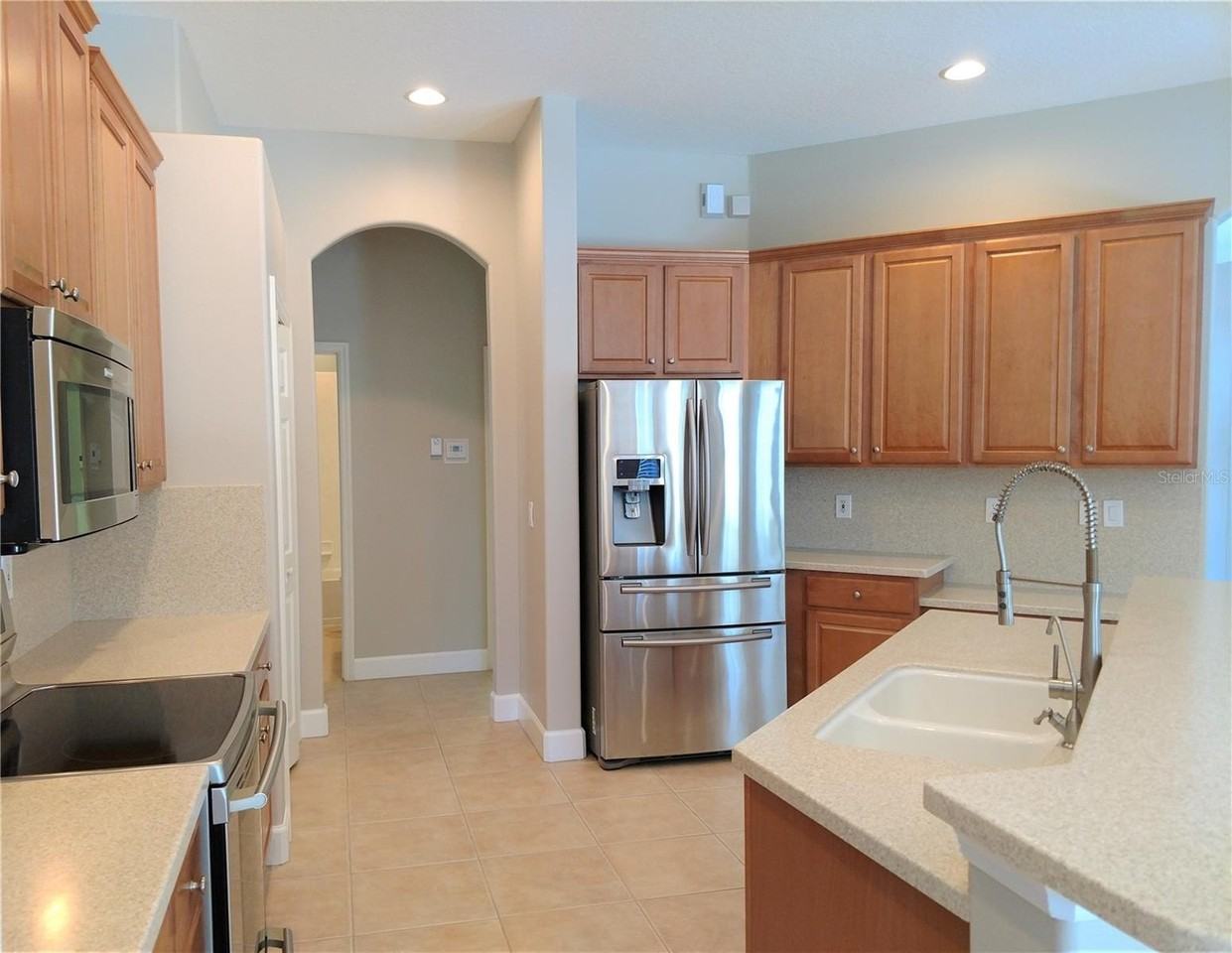 919 Scherer Way - Photo 3 of 45