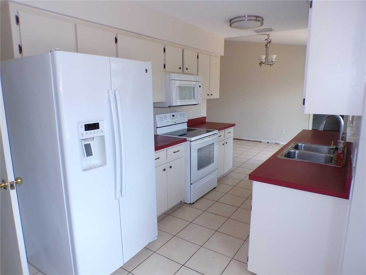 10104 Willmington Blvd - Photo 3 of 18