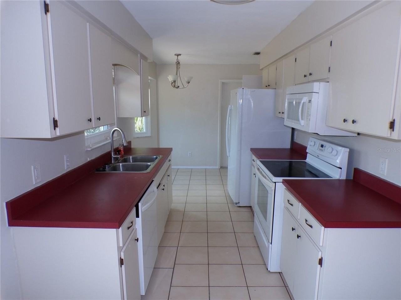 10104 Willmington Blvd - Photo 6 of 18
