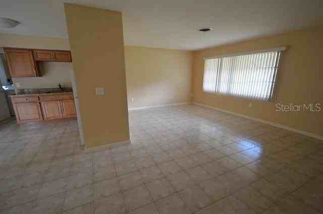 612 Shamrock Blvd - Photo 5 of 26