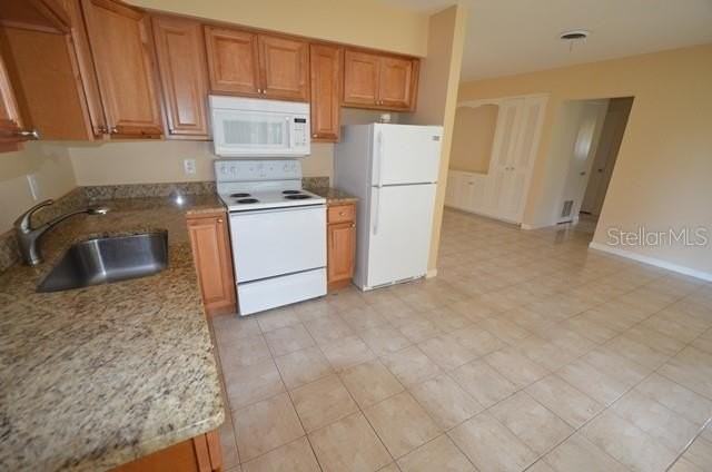 612 Shamrock Blvd - Photo 7 of 26