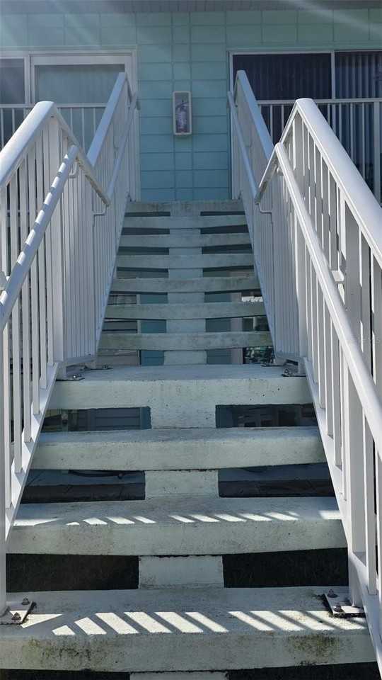 541 S Peninsula Ave #A21 - Photo 6 of 19