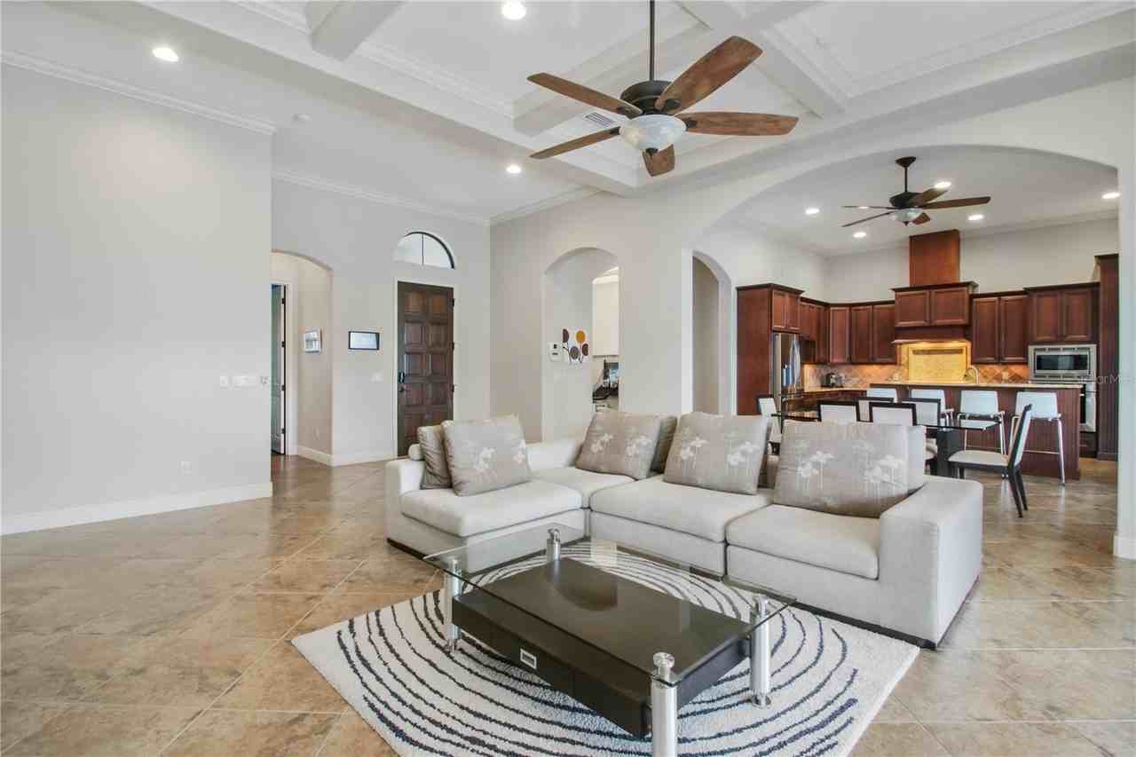 11820 Waterstone Loop Dr - Photo 5 of 32