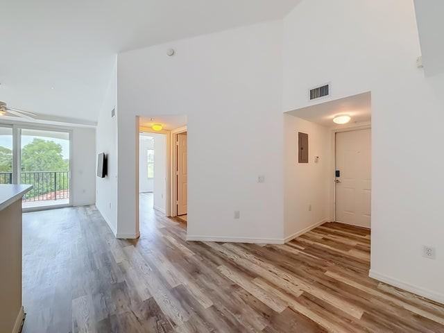 1119 Villa Circle - Photo 2 of 8