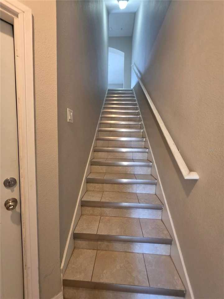 810 Callista Cay Loop - Photo 4 of 29