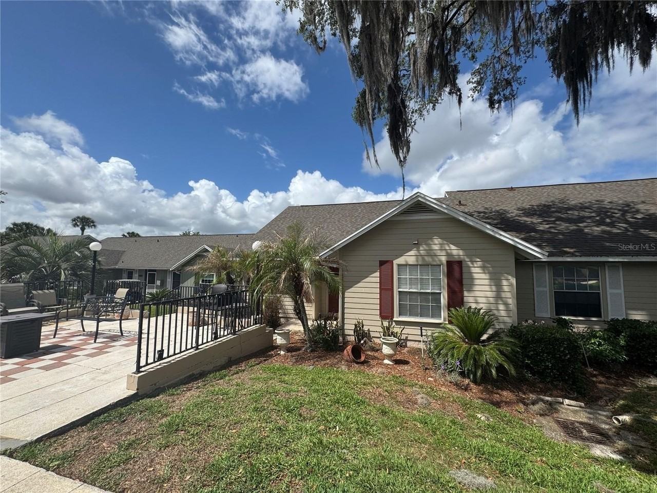 1106 Villa Ln #81