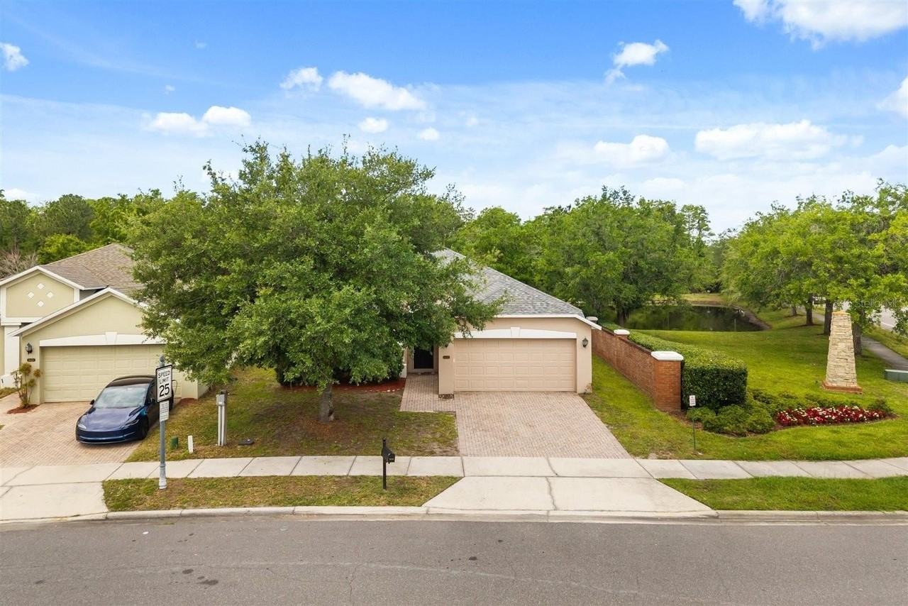 9406 Candice Ct - Photo 3 of 40