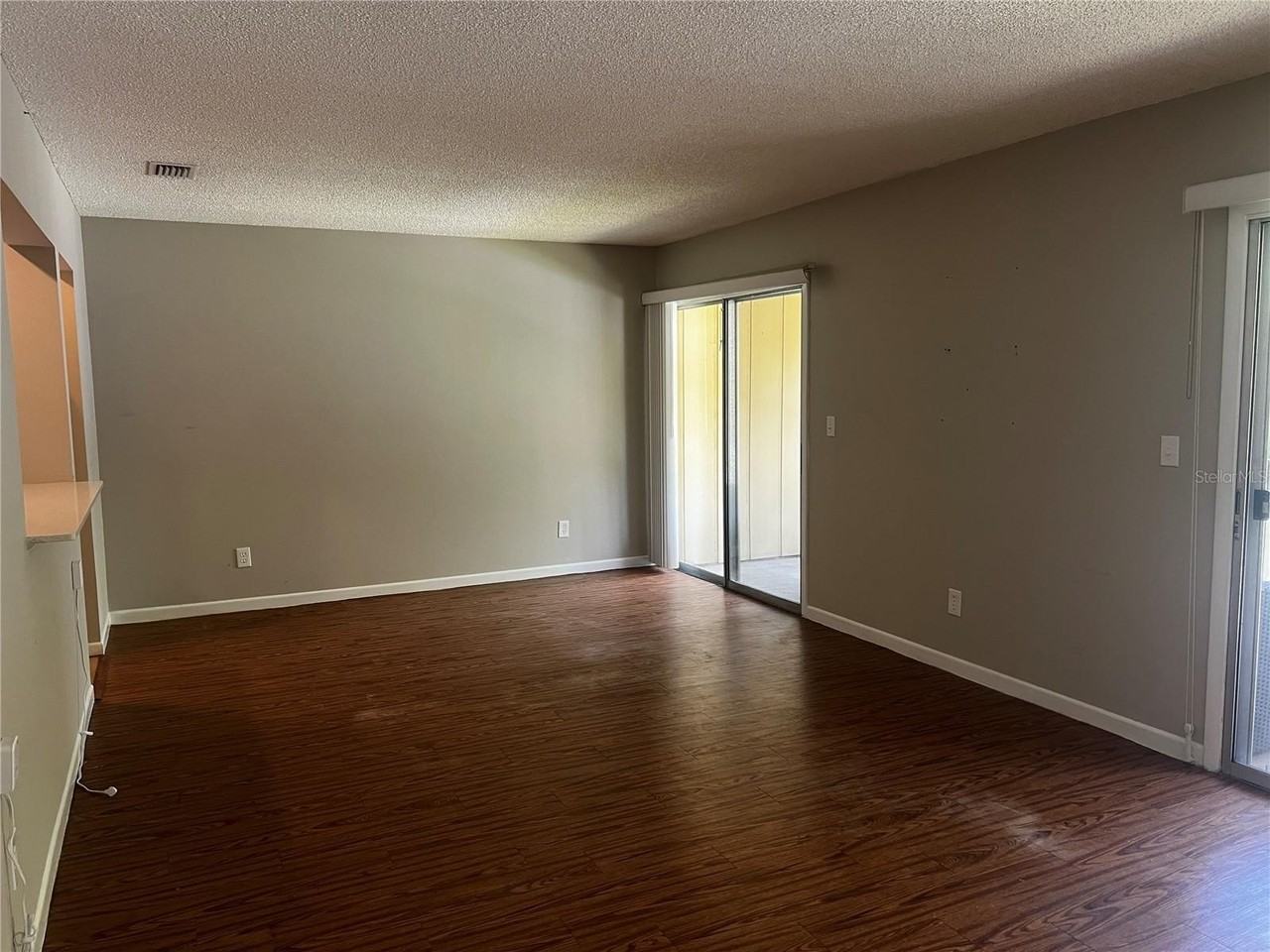140 Orchid Woods Ct #15B - Photo 2 of 11