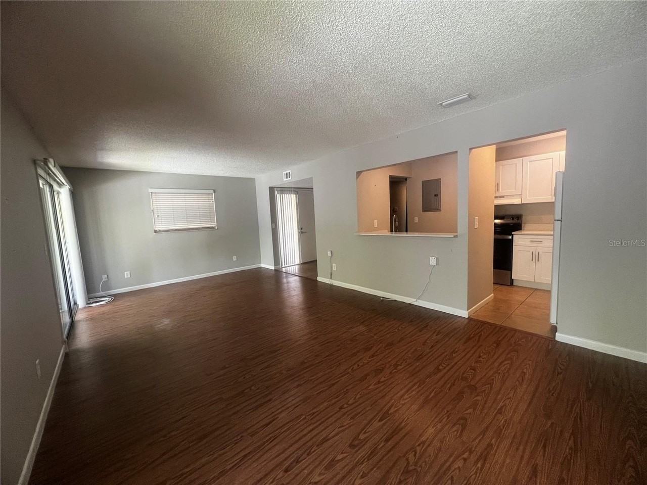 140 Orchid Woods Ct #15B - Photo 3 of 11