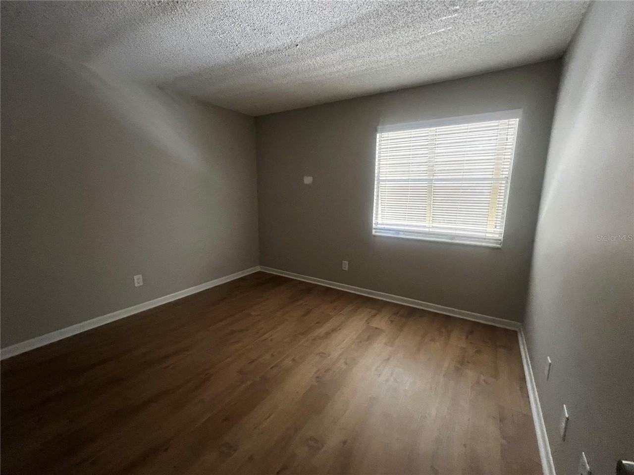 140 Orchid Woods Ct #15B - Photo 7 of 11