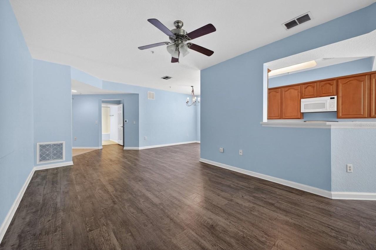 8352 Quimby Cir - Photo 6 of 37
