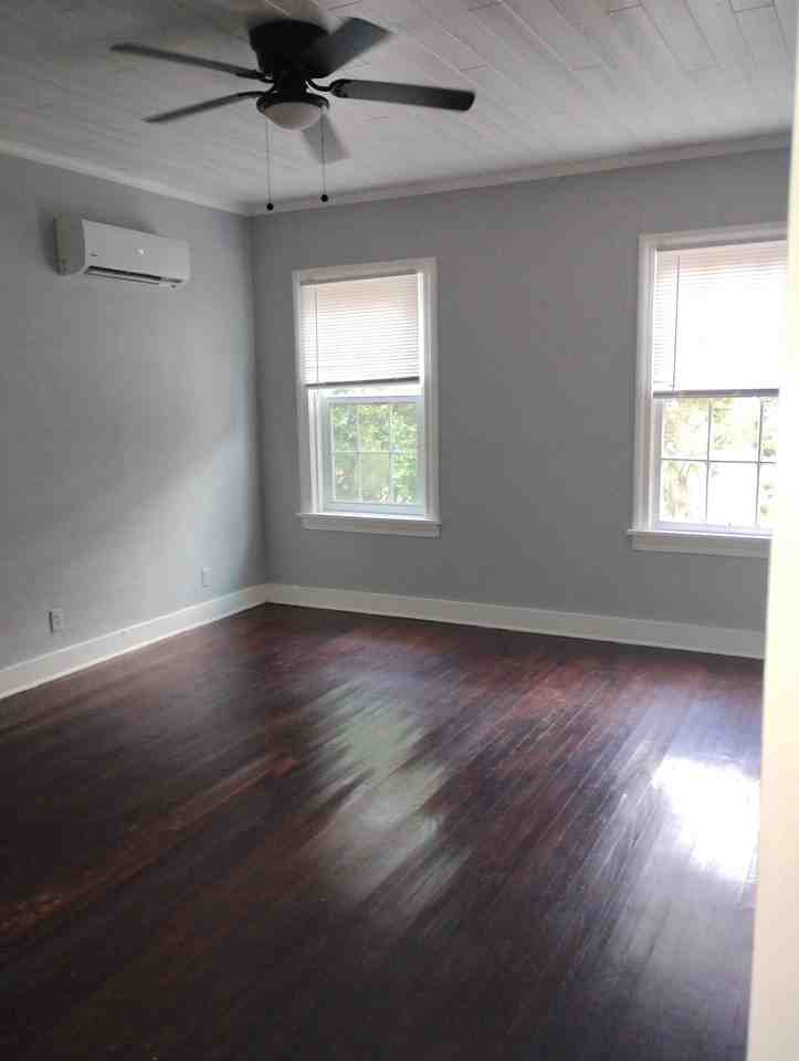 103 S 15th Ave #2 - Photo 4 of 5