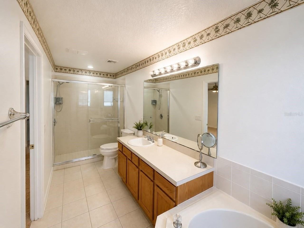 320 Paradise Woods Pl - Photo 6 of 14