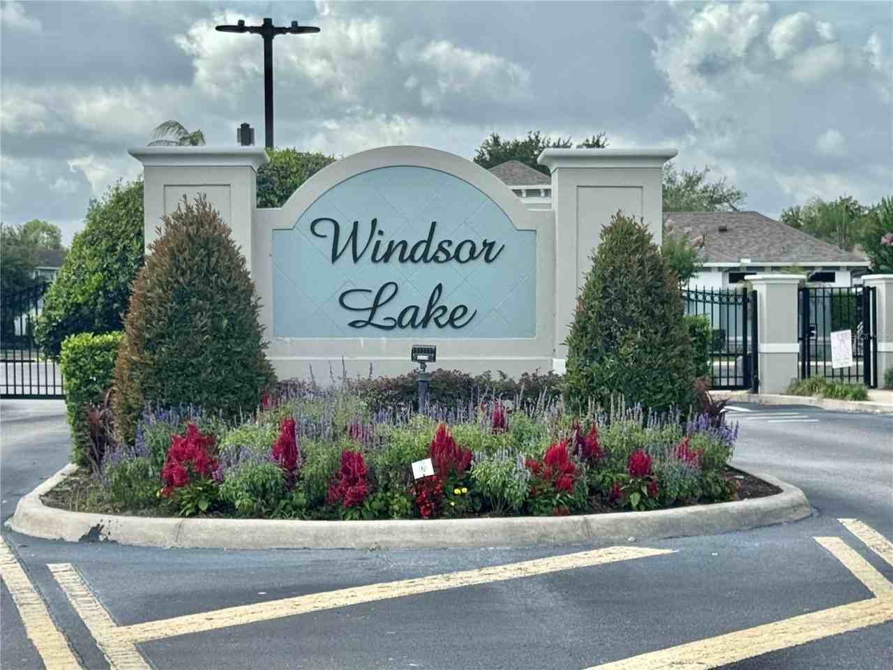 3141 Windleshore Way - Photo 3 of 32