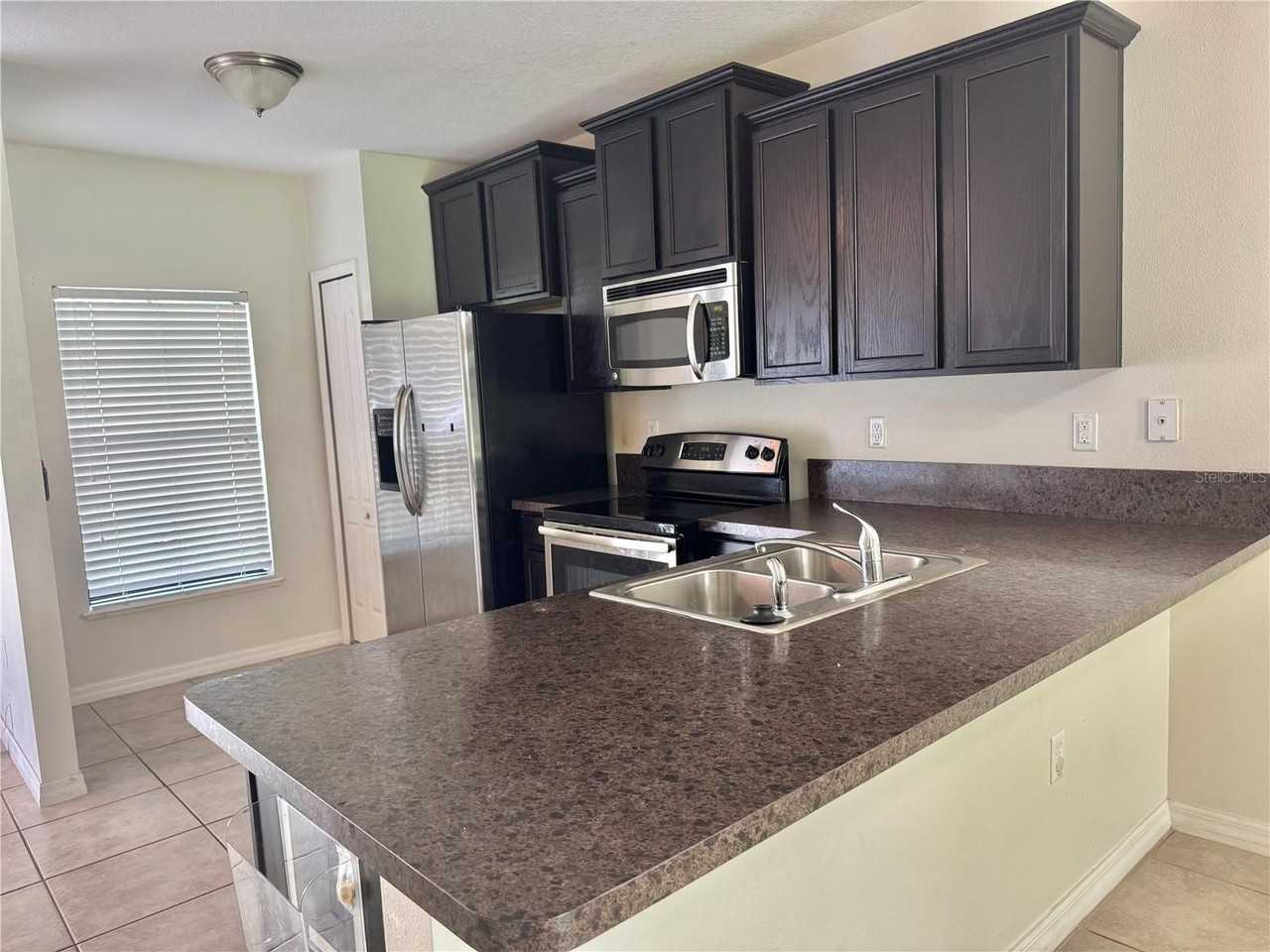 3141 Windleshore Way - Photo 7 of 32